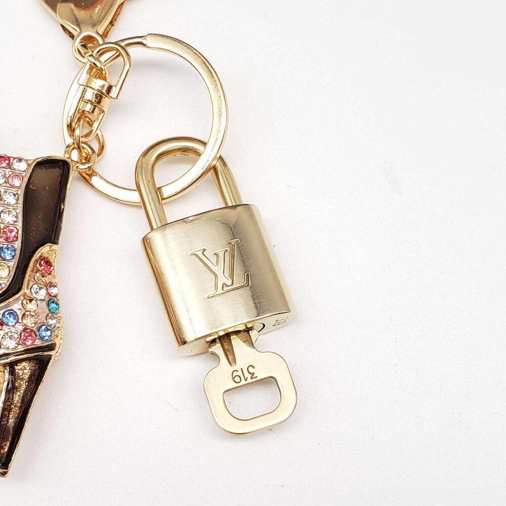 LV Gold Padlock & Key 🔒 Authentic Louis Vuitton Bag Unbranded Shoe Charm - Picture 5 of 8